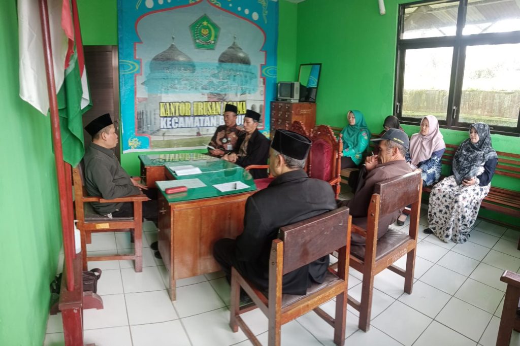 Perdana, FKPAI KUA Kecamatan Batur Adakan Kajian Rutin Kitab Syarah Hadist Jibril