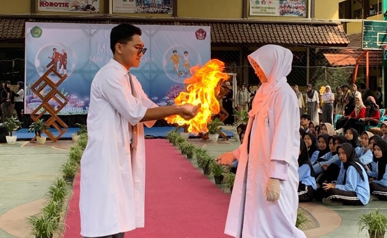 Unik, Ragam Ekstrakurikuler Jadi Tema Fashion Show MAN 2 Banjarnegara