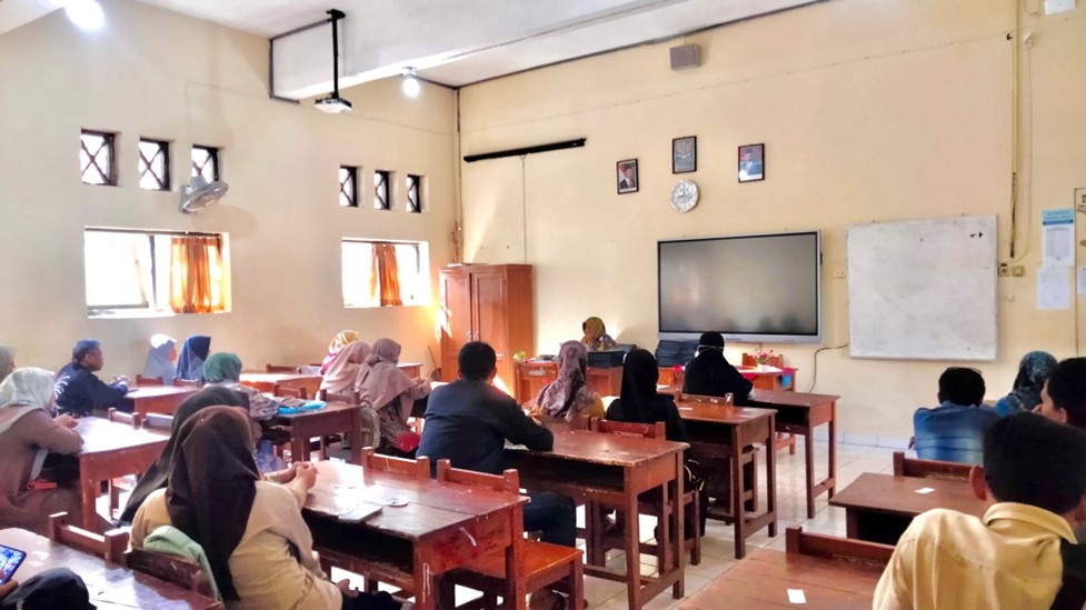 Pembagian Rapor di MAN 2 Banjarnegara Jadi Momen Refleksi Bersama