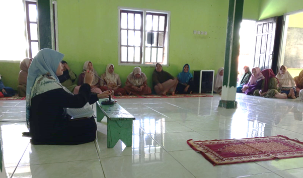 Hadir di Majlis Taklim Sirojut Tholibin, Penyuluh Agama Islam Mandiraja Jelaskan Bahaya Judi Online Bagi Masyarakat