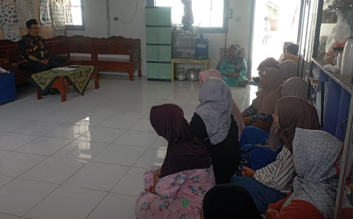 Benteng Pengasuhan Islam: Penyuluh KUA Pagentan Gugah Kesadaran Wali Murid TK Pertiwi Buah Hati Aribaya